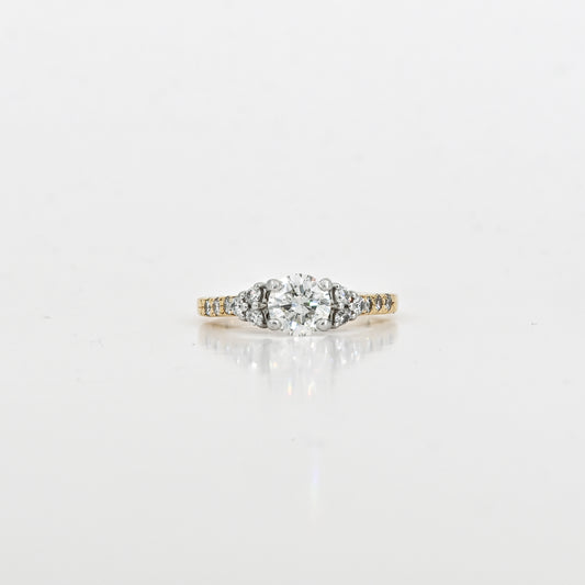 0.92 CT Round Diamond Two-Tone Ring in 18K Gold