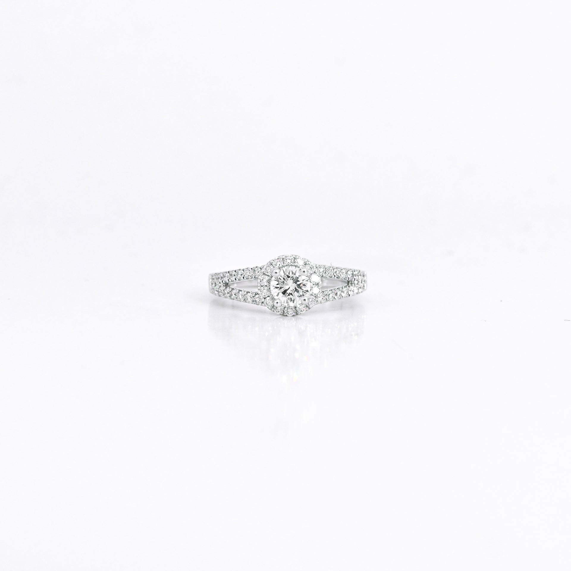 0.51 CT Round Center Diamond Ring in 14K White Gold