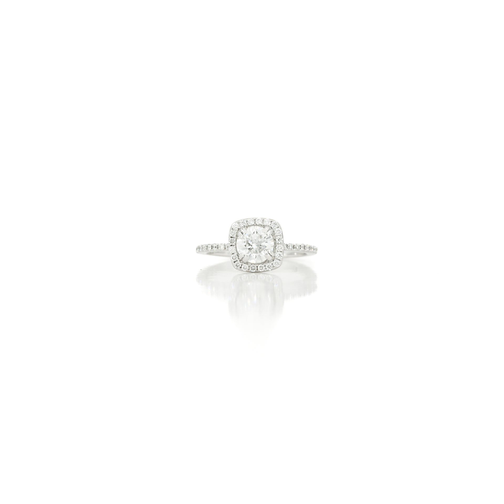 Round Diamond Ring in 14K White Gold